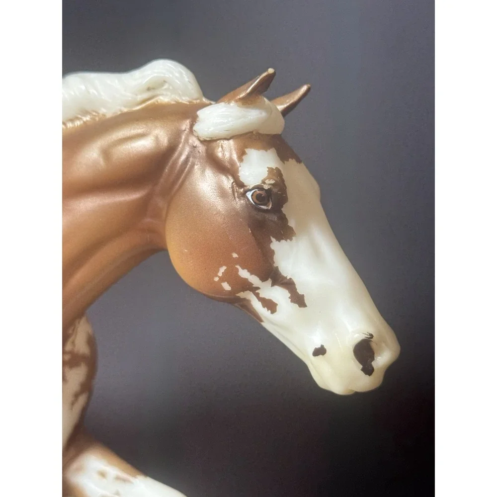 Breyer Sato‎ Cigar Mold #1470